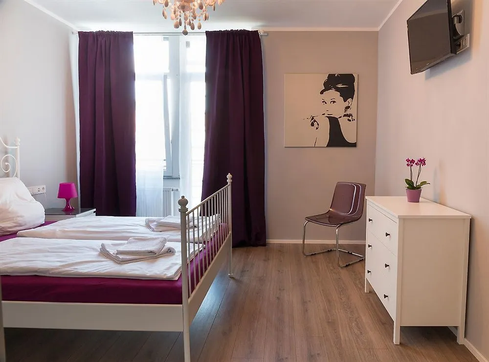 Hotel Forty Four Frankfurt am Main 3*,
